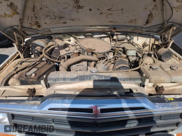 ✅ 1987 Jeep Grand Wagoneer • VIN: 1JCNJ15UXHT013691 • Lot: 59439595. Wystawiony na Copart z przebiegiem 174 941 mil. Bezpłatny archiwum sprzedaży aukcyjnych z USA i szczegółowy raport historii pojazdu na DreamBid. Zdjęcie 11.