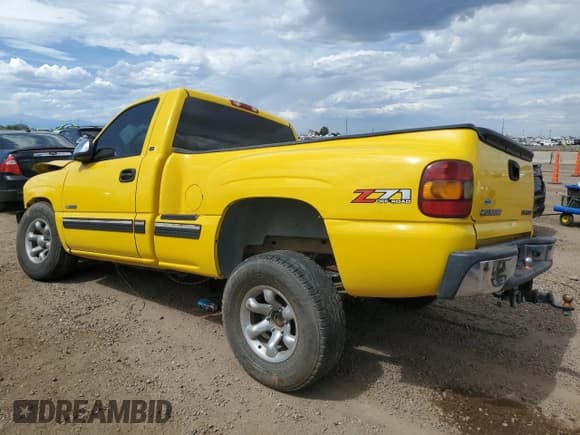 ✅ 2002 Chevrolet Silverado 1500 • VIN: 1GCEK14VX2Z224306 • Лот: 70132725. Опубликован ранее на Copart с пробегом Не указан. Бесплатный доступ к архиву аукционных продаж из США и подробный отчёт об истории автомобиля на DreamBid. Изображение 2.