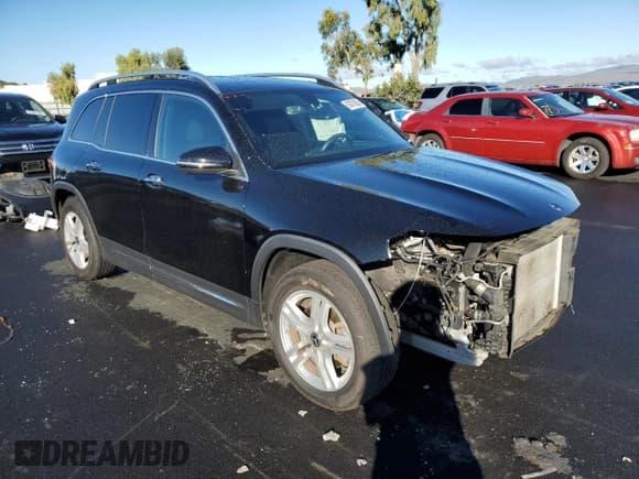 ✅ 2023 Mercedes-Benz GLB 250 • VIN: W1N4M4GB9PW316131 • Lot: 93076365. Listed on Copart with 45,098 mi. Free auction sales archive from the USA and detailed vehicle history report at DreamBid. Image 4.