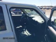 ✅ 2016 Jeep Patriot High Altitude • VIN: 1C4NJPFA5GD548669 • Lot: 43591348. Wystawiony na IAAI z przebiegiem 112 011 mil. Bezpłatny archiwum sprzedaży aukcyjnych z USA i szczegółowy raport historii pojazdu na DreamBid. Zdjęcie 5.