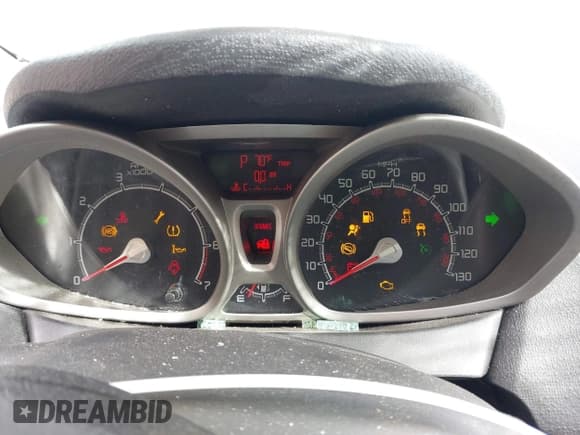 ✅ 2013 Ford Fiesta SE • VIN: 3FADP4BJ1DM203756 • Lot: 43583981. Wystawiony na IAAI z przebiegiem 228 539 mil. Bezpłatny archiwum sprzedaży aukcyjnych z USA i szczegółowy raport historii pojazdu na DreamBid. Zdjęcie 7.