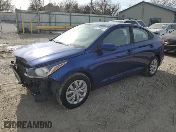 ✅ 2019 Hyundai Accent SE • VIN: 3KPC24A33KE083151 • Лот: 85596304. Опубликован ранее на Copart с пробегом 92 734 миль. Бесплатный доступ к архиву аукционных продаж из США и подробный отчёт об истории автомобиля на DreamBid. Изображение 1.
