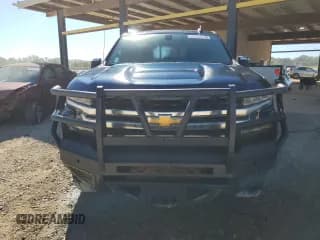 ✅ 2019 Chevrolet Silverado 1500 LT • VIN: 1GCUYDED4KZ121450 • Lot: 76773894. Wystawiony na Copart z przebiegiem 20 257 mil. Bezpłatny archiwum sprzedaży aukcyjnych z USA i szczegółowy raport historii pojazdu na DreamBid. Zdjęcie 5.