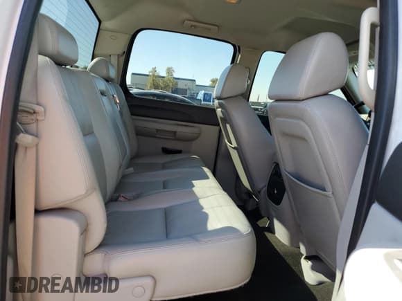 ✅ 2007 Chevrolet Silverado 1500 1LT • VIN: 2GCEC13J571527053 • Lot: 72844414. Listed on Copart with 307,186 mi. Free auction sales archive from the USA and detailed vehicle history report at DreamBid. Image 10.