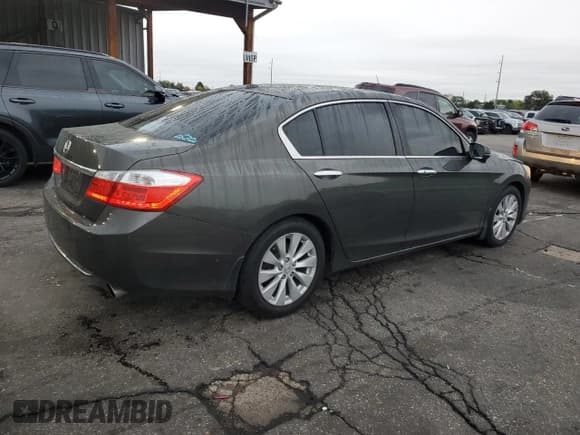 ✅ 2013 Honda Accord EX-L • VIN: 1HGCR2F84DA140209 • Lot: 82251385. Listed on Copart with 155,110 mi. Free auction sales archive from the USA and detailed vehicle history report at DreamBid. Image 3.