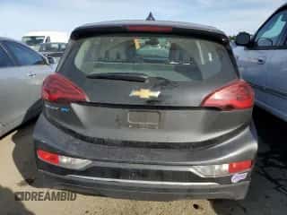 2019 Chevrolet Bolt EV LT z VIN 1G1FY6S00K4122090, wystawiony jako Copart lot #44230954 z przebiegiem 88 709 mil mil oraz . Historia ofert i sprzedaży dostępna na DreamBid. Obrazek 6.