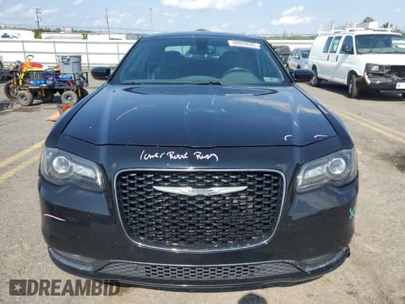 ✅ 2016 Chrysler 300 S • VIN: 2C3CCABTXGH295118 • Lot: 60099645. Listed on Copart with 157,344 mi. Free auction sales archive from the USA and detailed vehicle history report at DreamBid. Image 5.