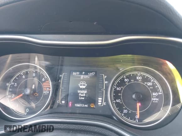 ✅ 2020 Jeep Cherokee Latitude • VIN: 1C4PJLCB0LD569938 • Lot: 43250505. Wystawiony na IAAI z przebiegiem 106 013 mil. Bezpłatny archiwum sprzedaży aukcyjnych z USA i szczegółowy raport historii pojazdu na DreamBid. Zdjęcie 7.