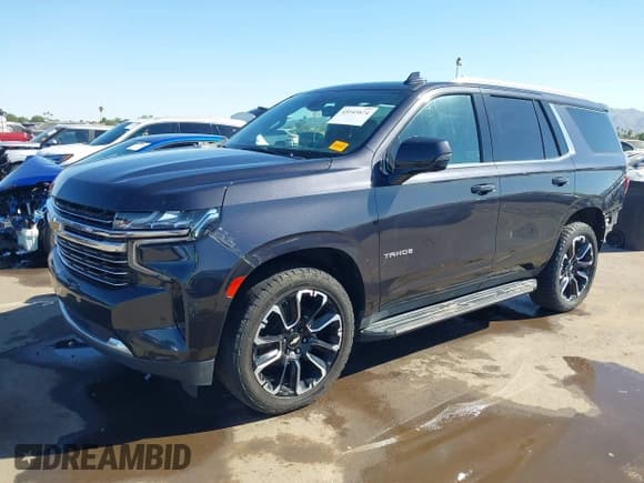 ✅ 2022 Chevrolet Tahoe LT • VIN: 1GNSKNKD3NR270995 • Lot: 43545874. Listed on IAAI with 111,505 mi. Free auction sales archive from the USA and detailed vehicle history report at DreamBid. Image 2.