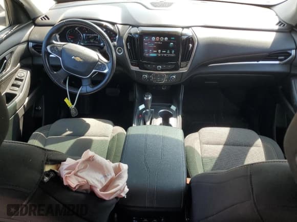 ✅ 2019 Chevrolet Traverse LT Cloth • VIN: 1GNERGKW9KJ218237 • Lot: 69588844. Wystawiony na Copart z przebiegiem 57 307 mil. Bezpłatny archiwum sprzedaży aukcyjnych z USA i szczegółowy raport historii pojazdu na DreamBid. Zdjęcie 8.