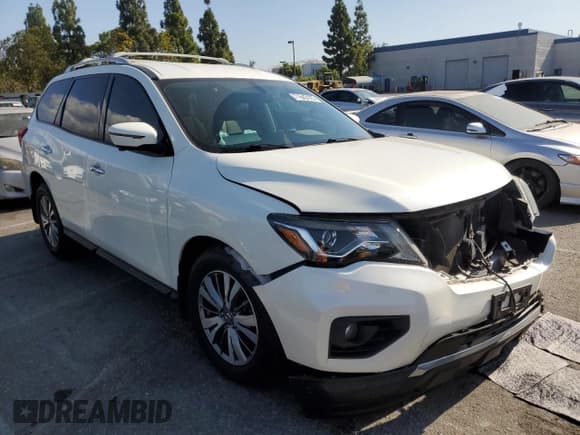 ✅ 2020 Nissan Pathfinder SL • VIN: 5N1DR2CN0LC581587 • Lot: 71643125. Wystawiony na Copart z przebiegiem 65 392 mil. Bezpłatny archiwum sprzedaży aukcyjnych z USA i szczegółowy raport historii pojazdu na DreamBid. Zdjęcie 4.