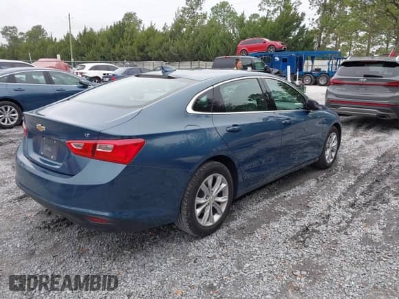 2025 Chevrolet Malibu LT z VIN 1G1ZD5ST4SF147527, wystawiony jako IAAI lot #43566638 z przebiegiem 24 212 mil mil oraz . Historia ofert i sprzedaży dostępna na DreamBid. Obrazek 4.