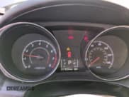 ✅ 2023 Mitsubishi Outlander ES • VIN: JA4ARUAUXPU012964 • Lot: 64581805. Wystawiony na Copart z przebiegiem 17 637 mil. Bezpłatny archiwum sprzedaży aukcyjnych z USA i szczegółowy raport historii pojazdu na DreamBid. Zdjęcie 9.