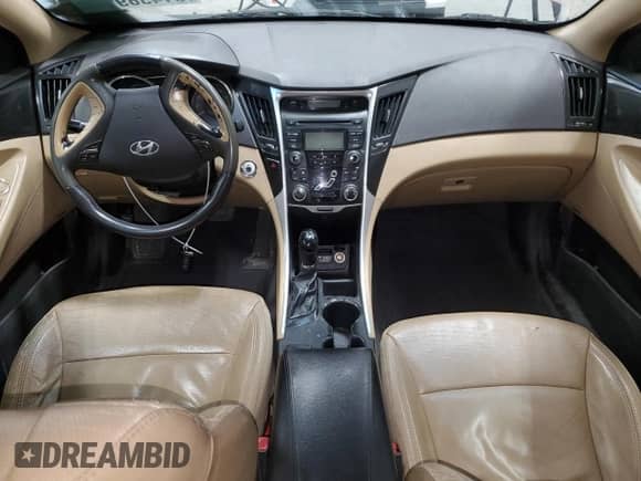 2013 Hyundai Sonata SE z VIN 5NPEC4AC0DH628579, wystawiony jako Copart lot #91436975 z przebiegiem 176 271 mil mil oraz Czysty tytuł • Clean title. Historia ofert i sprzedaży dostępna na DreamBid. Obrazek 8.