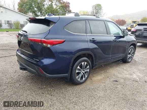 ✅ 2022 Toyota Highlander XLE • VIN: 5TDHZRBHXNS163873 • Лот: 43550986. Опубликован ранее на IAAI с пробегом 87 830 миль. Бесплатный доступ к архиву аукционных продаж из США и подробный отчёт об истории автомобиля на DreamBid. Изображение 4.
