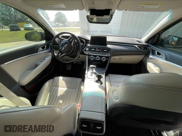✅ 2019 Genesis G70 Advanced • VIN: KMTG54LE5KU043213 • Lot: 81316775. Listed on Copart with 55,751 mi. Free auction sales archive from the USA and detailed vehicle history report at DreamBid. Image 9.