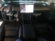 ✅ 2020 Tesla Model 3 Standard Range Plus • VIN: 5YJ3E1EA9LF630112 • Лот: 84725415. Опубликован ранее на Copart с пробегом 54 026 миль. Бесплатный доступ к архиву аукционных продаж из США и подробный отчёт об истории автомобиля на DreamBid. Изображение 8.