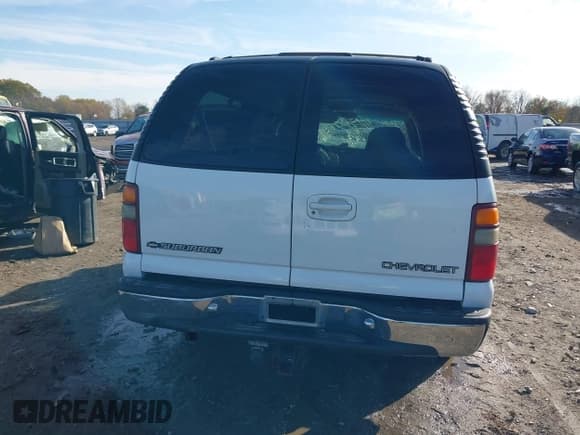 ✅ 2001 Chevrolet Suburban LS • VIN: 3GNEC16T21G112159 • Лот: 41069237. Опубликован ранее на IAAI с пробегом Не указан. Бесплатный доступ к архиву аукционных продаж из США и подробный отчёт об истории автомобиля на DreamBid. Изображение 16.