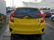 ✅ 2015 Honda Fit LX • VIN: 3HGGK5H5XFM767626 • Lot: 95317885. Listed on Copart with 142,244 mi. Free auction sales archive from the USA and detailed vehicle history report at DreamBid. Image 6.