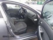 ✅ 2011 Kia Optima EX Hybrid • VIN: KNAGM4AD8B5002951 • Lot: 42462401. Wystawiony na IAAI z przebiegiem 198 079 mil. Bezpłatny archiwum sprzedaży aukcyjnych z USA i szczegółowy raport historii pojazdu na DreamBid. Zdjęcie 5.