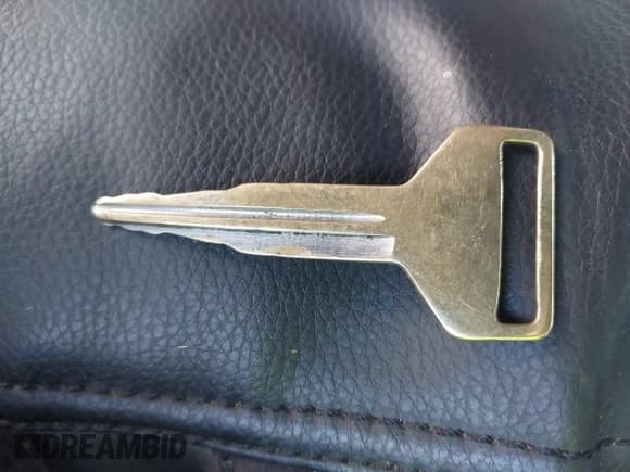 ✅ 1991 Toyota Celica • VIN: JT2ST87NXM0073407 • Lot: 42968747. Wystawiony na IAAI z przebiegiem 296 938 mil. Bezpłatny archiwum sprzedaży aukcyjnych z USA i szczegółowy raport historii pojazdu na DreamBid. Zdjęcie 11.