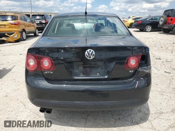 ✅ 2010 Volkswagen Jetta SE • VIN: 3VWRX7AJ3AM133656 • Lot: 67788935. Listed on Copart with 146,017 mi. Free auction sales archive from the USA and detailed vehicle history report at DreamBid. Image 6.