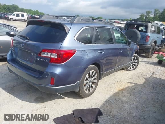 ✅ 2015 Subaru Outback Limited • VIN: 4S4BSBLC6F3345914 • Lot: 42473323. Listed on IAAI with 168,637 mi. Free auction sales archive from the USA and detailed vehicle history report at DreamBid. Image 4.