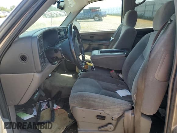 ✅ 2003 Chevrolet Suburban LS • VIN: 1GNFK16T43J324845 • Лот: 55322475. Опубликован ранее на Copart с пробегом 329 718 миль. Бесплатный доступ к архиву аукционных продаж из США и подробный отчёт об истории автомобиля на DreamBid. Изображение 7.