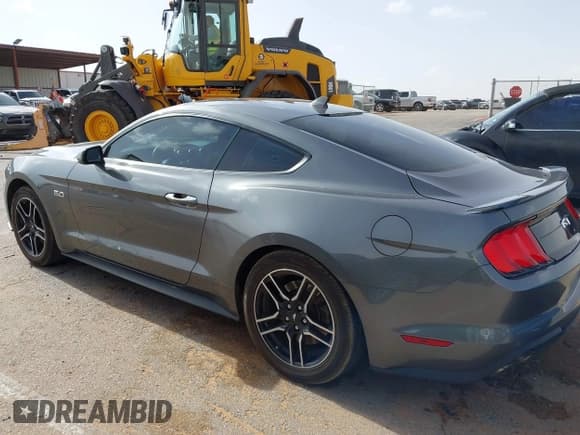 ✅ 2021 Ford Mustang GT • VIN: 1FA6P8CF5M5118712 • Lot: 42400727. Listed on IAAI with 49,646 mi. Free auction sales archive from the USA and detailed vehicle history report at DreamBid. Image 14.