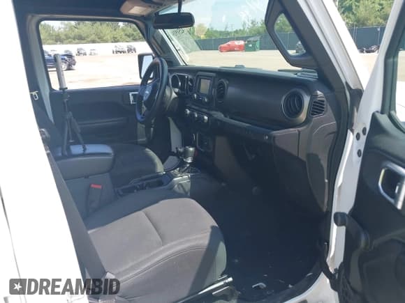 ✅ 2018 Jeep Wrangler Unlimited Sport S • VIN: 1C4HJXDG7JW150038 • Lot: 42519194. Listed on IAAI with 113,300 mi. Free auction sales archive from the USA and detailed vehicle history report at DreamBid. Image 5.