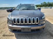 ✅ 2017 Jeep Cherokee Latitude • VIN: 1C4PJMCB7HW570103 • Lot: 80290335. Wystawiony na Copart z przebiegiem 118 591 mil. Bezpłatny archiwum sprzedaży aukcyjnych z USA i szczegółowy raport historii pojazdu na DreamBid. Zdjęcie 5.