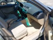 ✅ 2005 Honda Civic • VIN: JHMES96655S020402 • Lot: 42851907. Listed on IAAI with 228,139 mi. Free auction sales archive from the USA and detailed vehicle history report at DreamBid. Image 5.