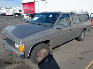 ✅ 1987 Nissan D21 • VIN: JN6HD16S1HW003646 • Lot: 43346425. Wystawiony na IAAI z przebiegiem 194 433 mil. Bezpłatny archiwum sprzedaży aukcyjnych z USA i szczegółowy raport historii pojazdu na DreamBid. Zdjęcie 2.