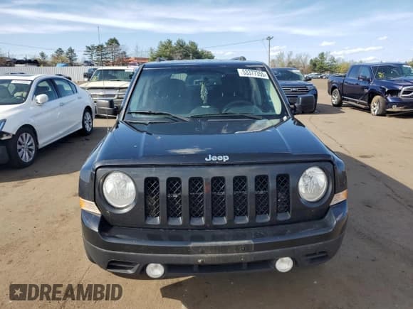 ✅ 2017 Jeep Patriot Sport SE • VIN: 1C4NJPBA0HD141091 • Lot: 53377355. Listed on Copart with 174,954 mi. Free auction sales archive from the USA and detailed vehicle history report at DreamBid. Image 5.