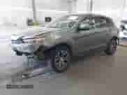 2018 Mitsubishi Outlander SE с VIN JA4AR3AW7JZ035379, выставлен на аукционе IAAI как лот 42238989 с пробегом 82 898 миль миль и . История ставок и продаж доступна на DreamBid. Изображение 20.