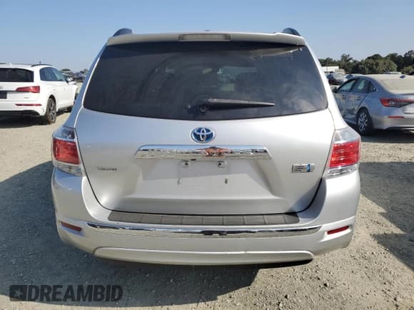 ✅ 2013 Toyota Highlander Limited • VIN: JTEDC3EH2D2012746 • Lot: 71320165. Wystawiony na Copart z przebiegiem 219 550 mil. Bezpłatny archiwum sprzedaży aukcyjnych z USA i szczegółowy raport historii pojazdu na DreamBid. Zdjęcie 6.