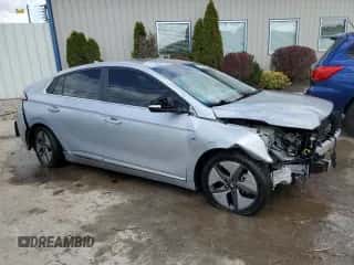 2020 Hyundai Ioniq Limited с VIN KMHC05LC5LU239908, выставлен на аукционе Copart как лот 71992854 с пробегом 66 499 миль миль и На запчасти • Non repairable. История ставок и продаж доступна на DreamBid. Изображение 4.