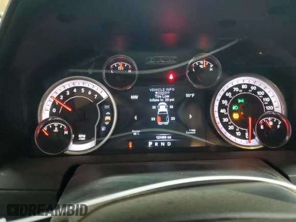 ✅ 2015 Ram 1500 Sport • VIN: 1C6RR7MT4FS777246 • Lot: 92667725. Listed on Copart with 121,669 mi. Free auction sales archive from the USA and detailed vehicle history report at DreamBid. Image 9.