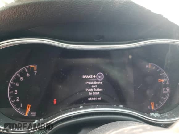 2020 Jeep Grand Cherokee Altitude z VIN 1C4RJFAG5LC108331, wystawiony jako Copart lot #54983305 z przebiegiem Nie podano mil oraz Czysty tytuł • Clean title. Historia ofert i sprzedaży dostępna na DreamBid. Obrazek 9.