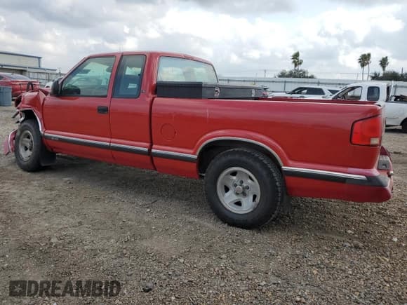 ✅ 1995 Chevrolet S-10 LS • VIN: 1GCCS19Z2S8114035 • Лот: 44546555. Опубликован ранее на Copart с пробегом 185 818 миль. Бесплатный доступ к архиву аукционных продаж из США и подробный отчёт об истории автомобиля на DreamBid. Изображение 2.