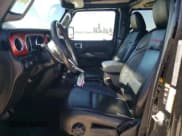 ✅ 2020 Jeep Wrangler Unlimited Rubicon • VIN: 1C4HJXFG0LW277701 • Lot: 46111955. Wystawiony na Copart z przebiegiem 33 350 mil. Bezpłatny archiwum sprzedaży aukcyjnych z USA i szczegółowy raport historii pojazdu na DreamBid. Zdjęcie 7.