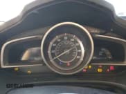 ✅ 2014 Mazda 3 i Grand Touring • VIN: JM1BM1W72E1172121 • Лот: 90780475. Опубликован ранее на Copart с пробегом 150 859 миль. Бесплатный доступ к архиву аукционных продаж из США и подробный отчёт об истории автомобиля на DreamBid. Изображение 9.