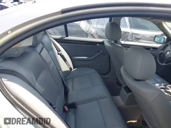 2003 BMW 3 Series 325xi with VIN WBAEU33493PH88458, listed as a IAAI auction lot 42694501 with 175,516 mi miles and . Bid and sale history available at DreamBid. Image 8.