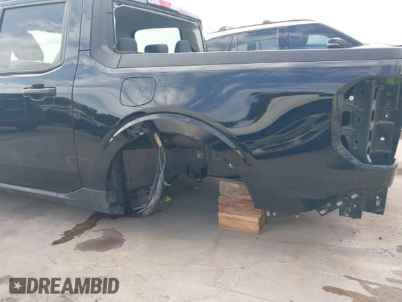 ✅ 2022 Ford Maverick XL • VIN: 3FTTW8E3XNRA37996 • Lot: 42287475. Wystawiony na IAAI z przebiegiem 23 523 mil. Bezpłatny archiwum sprzedaży aukcyjnych z USA i szczegółowy raport historii pojazdu na DreamBid. Zdjęcie 18.