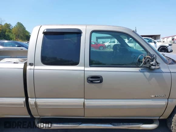 1999 Chevrolet Silverado 1500 LS с VIN 1GCEK19T9XE145022, выставлен на аукционе IAAI как лот 43192196 с пробегом 338 780 миль миль и . История ставок и продаж доступна на DreamBid. Изображение 12.