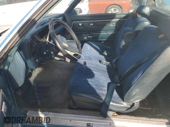 ✅ 1987 Chevrolet El Camino • VIN: 3GCCW80Z9HS905561 • Лот: 75401604. Опубликован ранее на Copart с пробегом 32 958 миль. Бесплатный доступ к архиву аукционных продаж из США и подробный отчёт об истории автомобиля на DreamBid. Изображение 7.