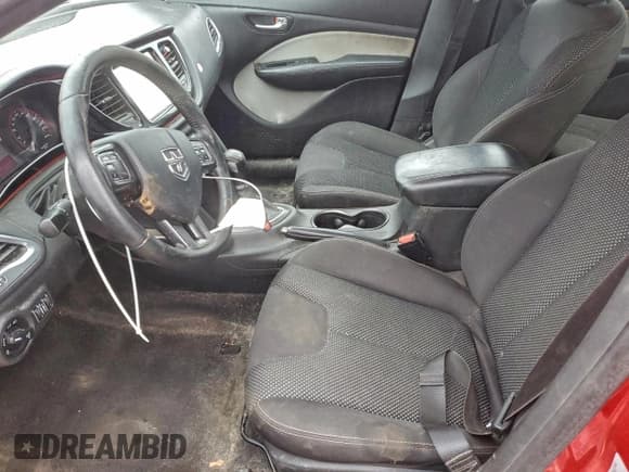 ✅ 2015 Dodge Dart SXT • VIN: 1C3CDFBB8FD336116 • Lot: 94278065. Wystawiony na Copart z przebiegiem 300 585 mil. Bezpłatny archiwum sprzedaży aukcyjnych z USA i szczegółowy raport historii pojazdu na DreamBid. Zdjęcie 7.