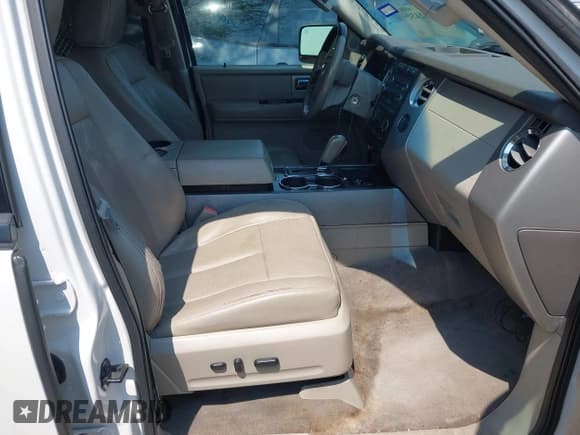 ✅ 2011 Ford Expedition Limited • VIN: 1FMJU1K51BEF25562 • Лот: 42932450. Опубликован ранее на IAAI с пробегом 233 285 миль. Бесплатный доступ к архиву аукционных продаж из США и подробный отчёт об истории автомобиля на DreamBid. Изображение 5.