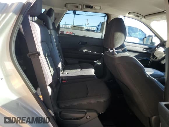 ✅ 2024 Nissan Pathfinder SV • VIN: 5N1DR3BA2RC259451 • Lot: 82160815. Listed on Copart with 68,792 mi. Free auction sales archive from the USA and detailed vehicle history report at DreamBid. Image 11.