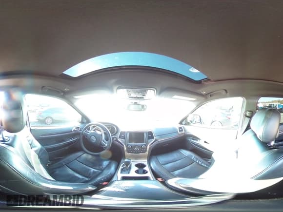 ✅ 2017 Jeep Grand Cherokee Limited • VIN: 1C4RJEBG2HC867941 • Lot: 82750735. Wystawiony na Copart z przebiegiem 222 832 mil. Bezpłatny archiwum sprzedaży aukcyjnych z USA i szczegółowy raport historii pojazdu na DreamBid. Zdjęcie 16.